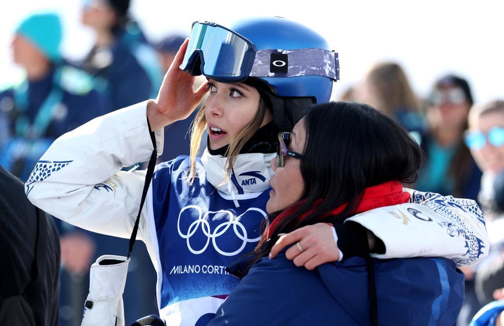 开云移动端-深一度｜谷爱凌，一朵绽放女性风采的雪中玫瑰