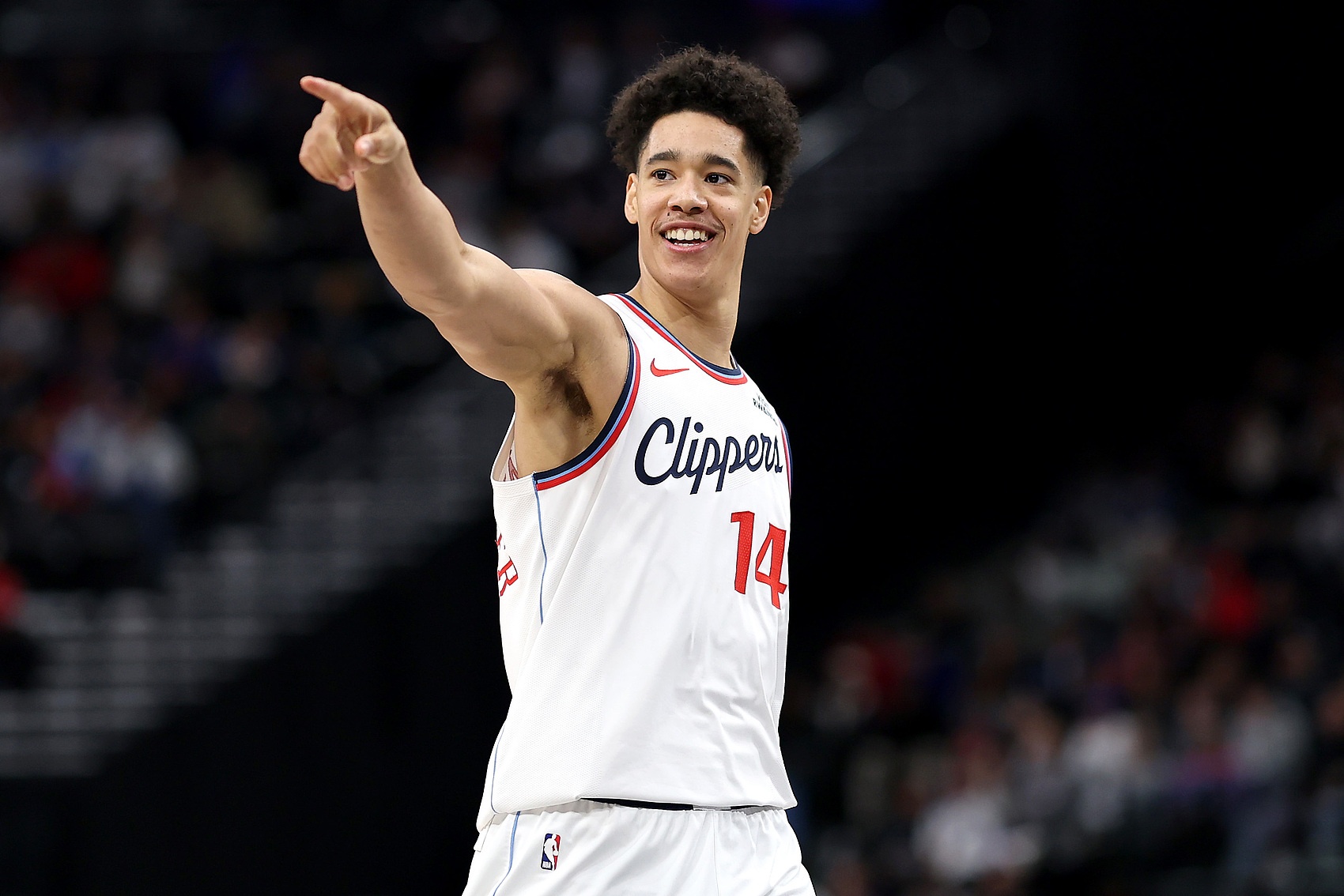 开云平台-卢:尼德豪泽的防守能改变比赛 他接下来需多投篮&多参与挡拆外弹