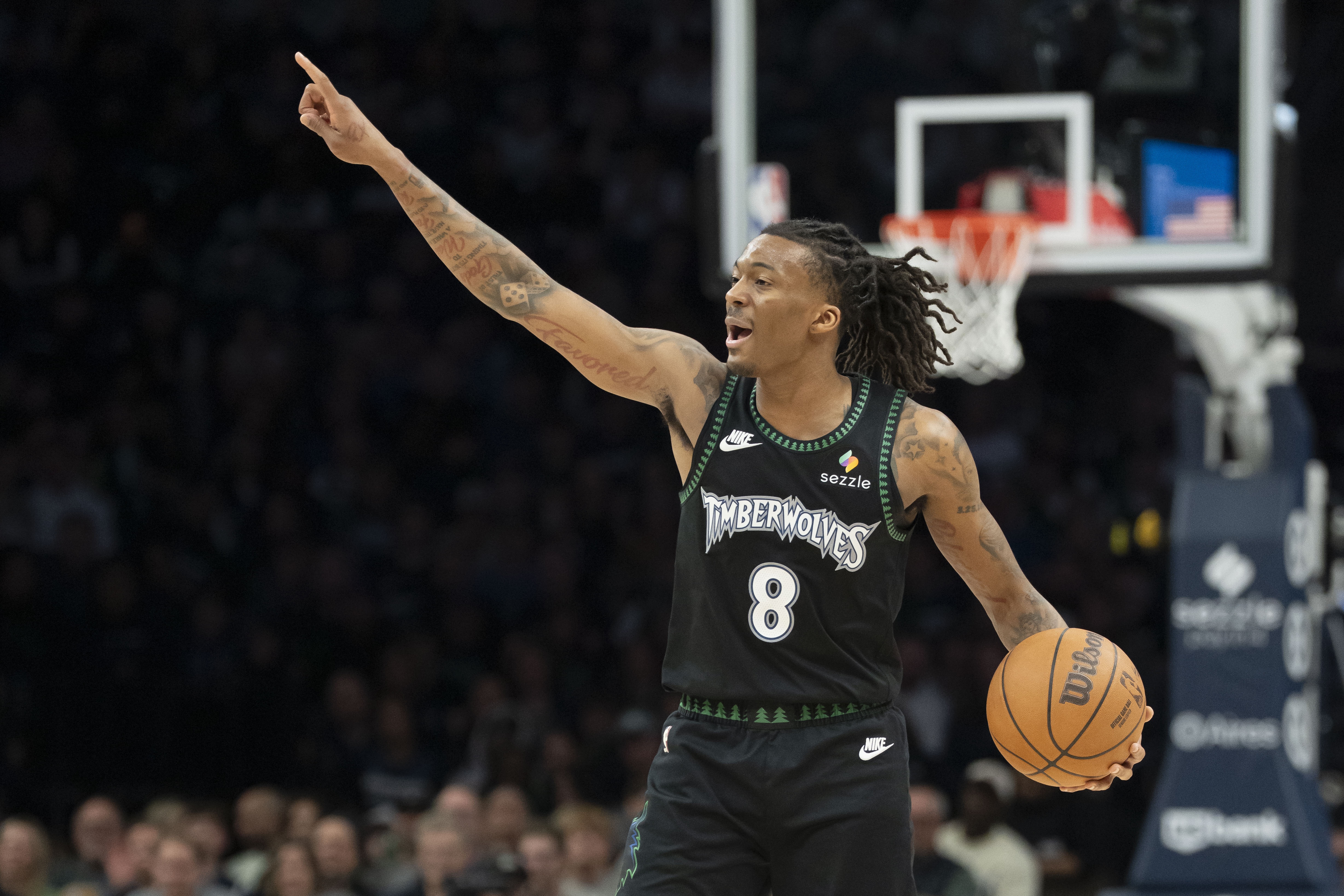 开云APP-海兰德最近3场场均19.3分5板5.3助1.7断 投篮命中率50% 三分51.9%